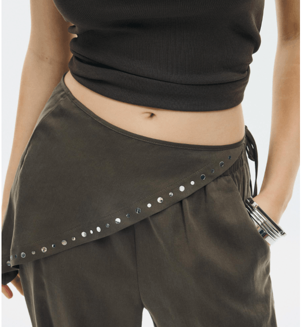 Scarfed-up pants