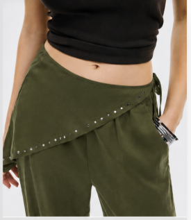 Scarfed-up pants